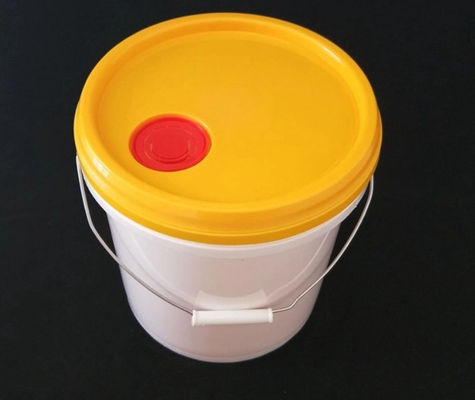 들통 라운드 HDPE 소성 도료는 뚜껑 손잡이로 성형수 들통을 에워쌌습니다